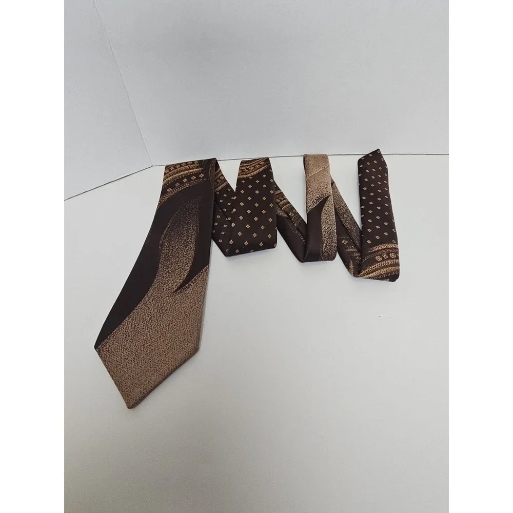 Men's Neck Tie Roca Buenos Aires 100% Polyester Abstract Print Made In Argentina